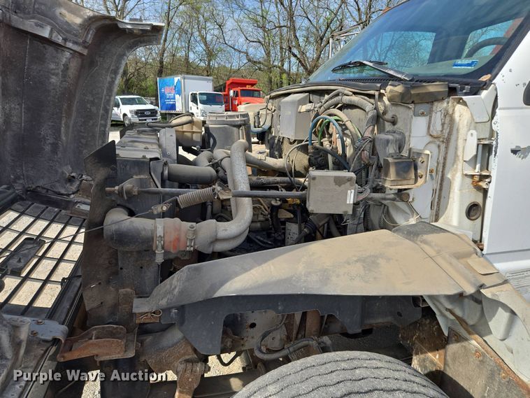 image for item EM7107 1997 GMC C7500 crane truck