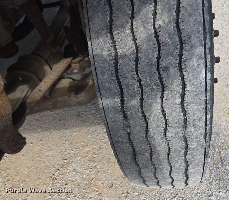 image for item EM7107 1997 GMC C7500 crane truck