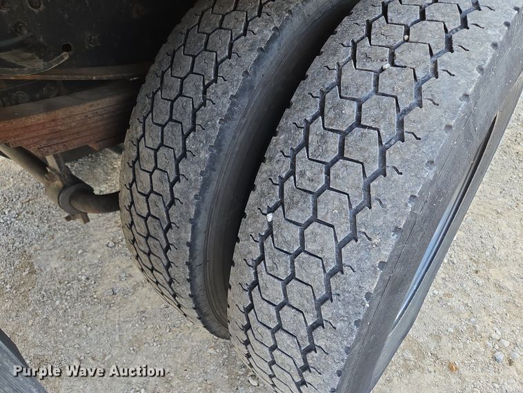 image for item EM7107 1997 GMC C7500 crane truck