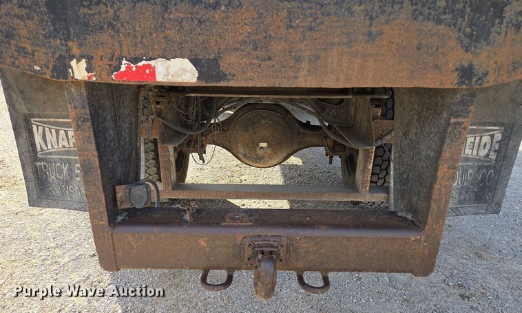 image for item EM7108 1995 International  4700 DT466 dump flatbed truck