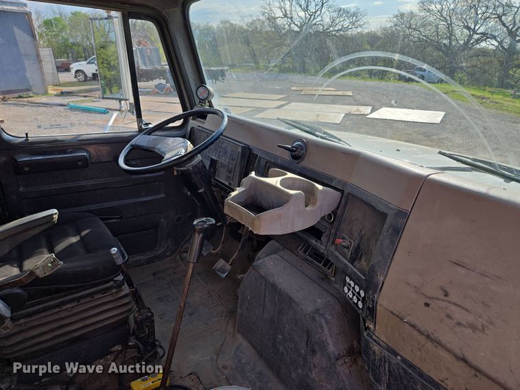 image for item EM7108 1995 International  4700 DT466 dump flatbed truck