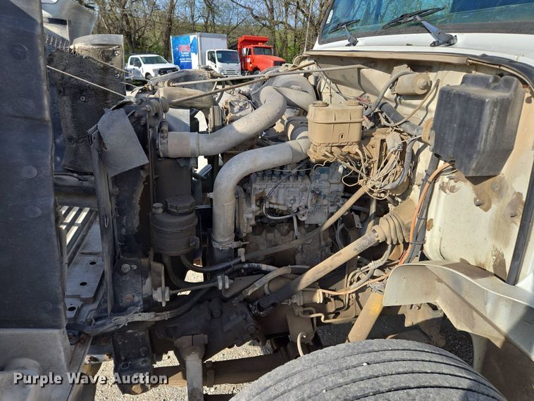 image for item EM7108 1995 International  4700 DT466 dump flatbed truck