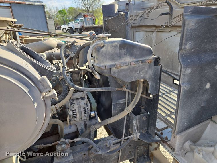 image for item EM7108 1995 International  4700 DT466 dump flatbed truck