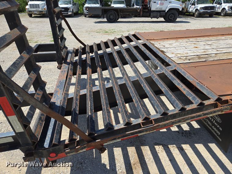 image for item EM7109 2014 Kaufman equipment trailer