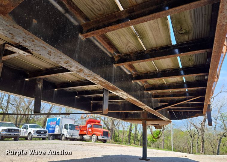 image for item EM7109 2014 Kaufman equipment trailer