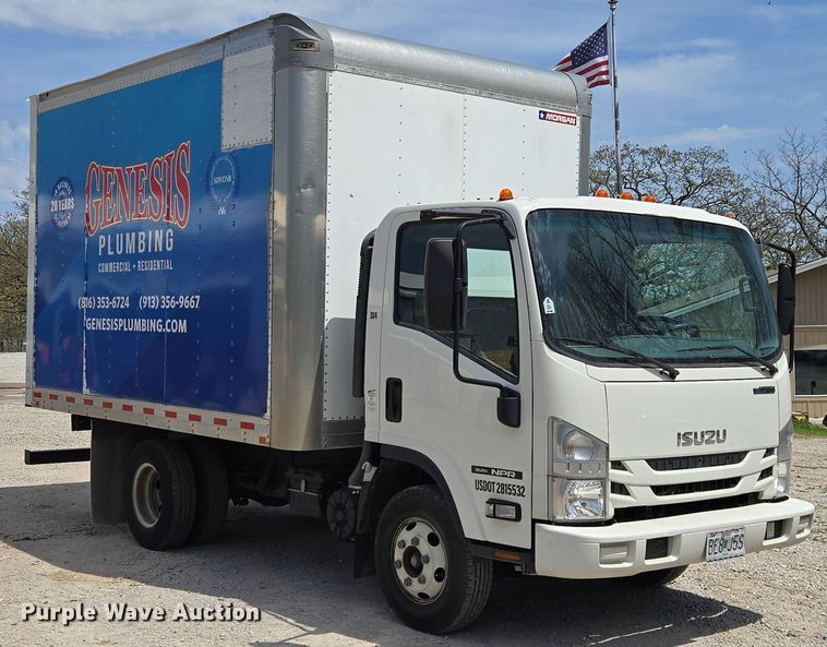 image for item EM7150 2019 Isuzu  NPR box truck