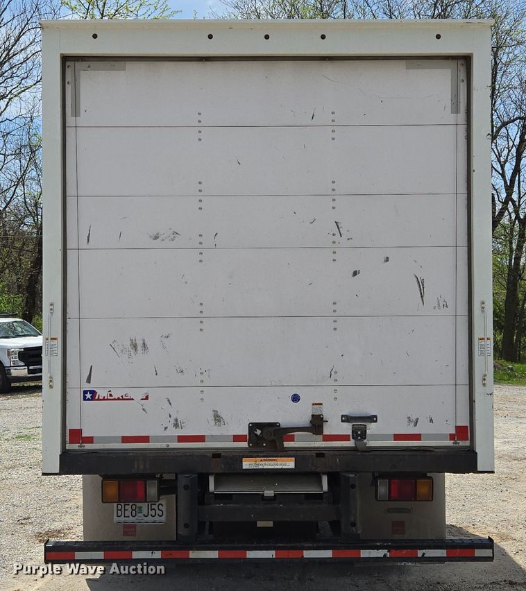 image for item EM7150 2019 Isuzu  NPR box truck