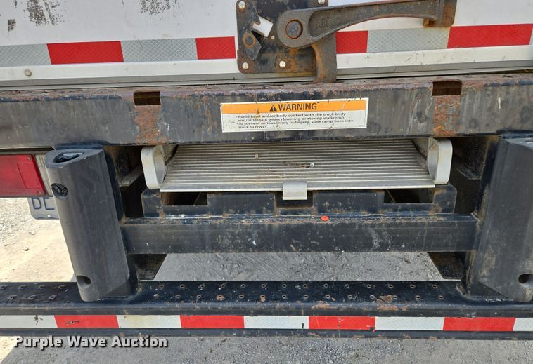 image for item EM7150 2019 Isuzu  NPR box truck