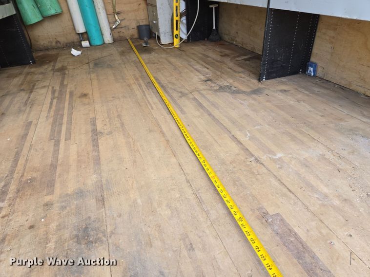 image for item EM7150 2019 Isuzu  NPR box truck