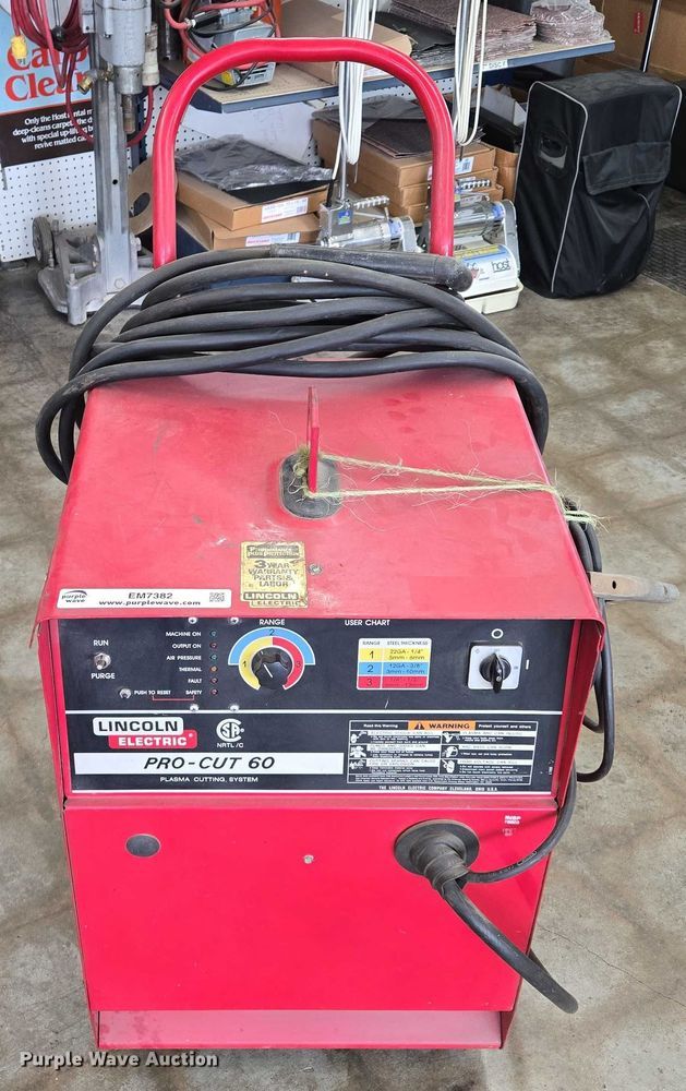 image for item EM7382 Lincoln Electric Pro-Cut 60 plasma cutter
