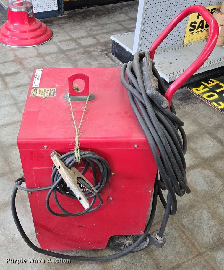 image for item EM7382 Lincoln Electric Pro-Cut 60 plasma cutter