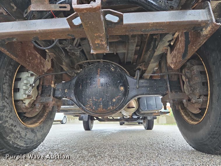 image for item EM7383 2004 Ford F650 Super Duty XL dump truck