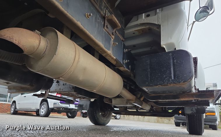 image for item EM7383 2004 Ford F650 Super Duty XL dump truck