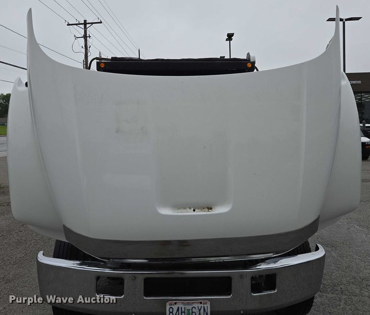 image for item EM7383 2004 Ford F650 Super Duty XL dump truck