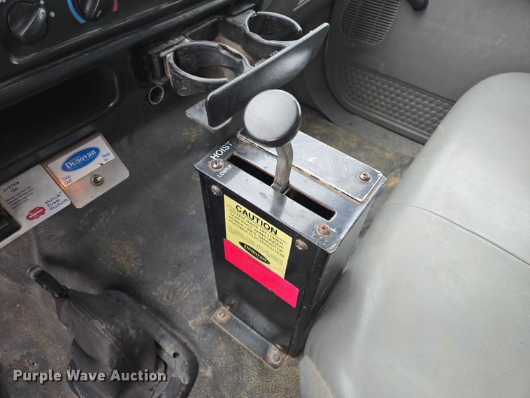 image for item EM7383 2004 Ford F650 Super Duty XL dump truck