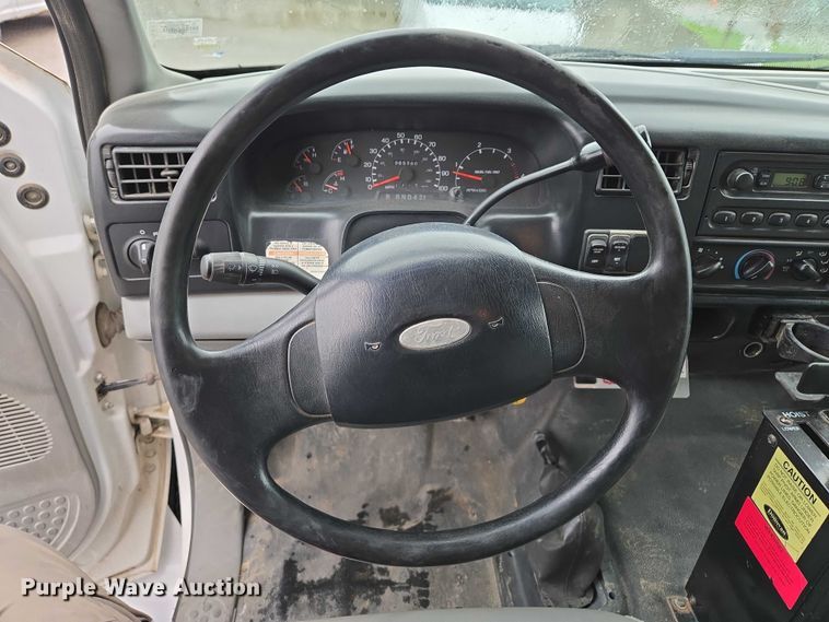 image for item EM7383 2004 Ford F650 Super Duty XL dump truck