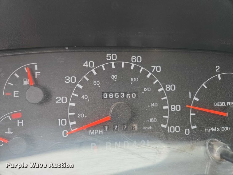 image for item EM7383 2004 Ford F650 Super Duty XL dump truck