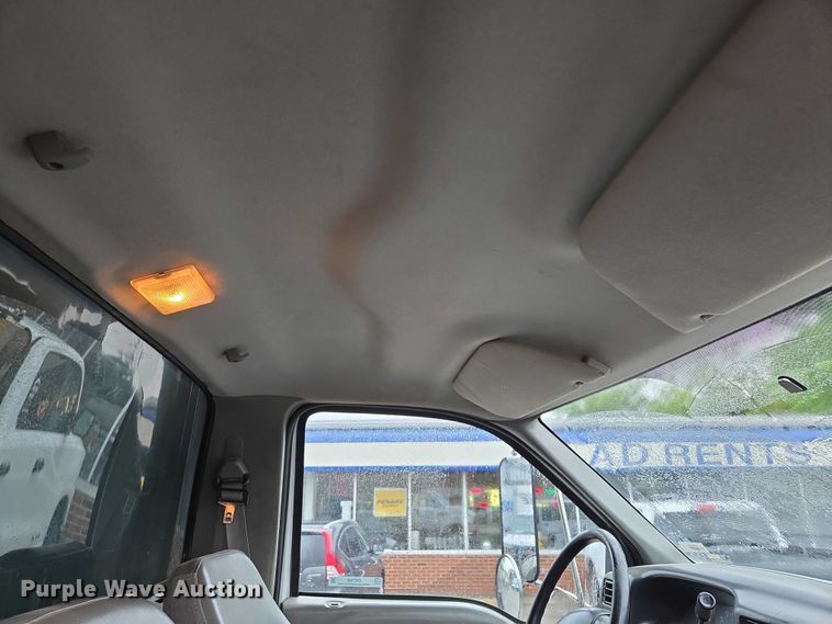 image for item EM7383 2004 Ford F650 Super Duty XL dump truck