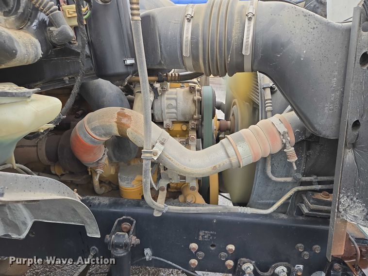 image for item EM7383 2004 Ford F650 Super Duty XL dump truck