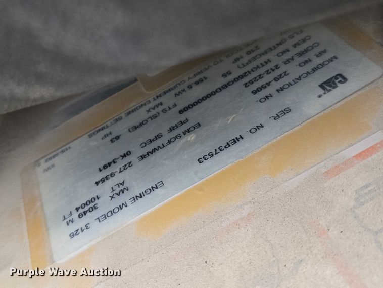 image for item EM7383 2004 Ford F650 Super Duty XL dump truck