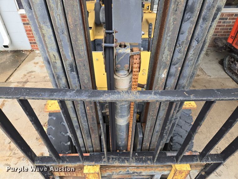 image for item EM7385 Daewoo G25S forklift