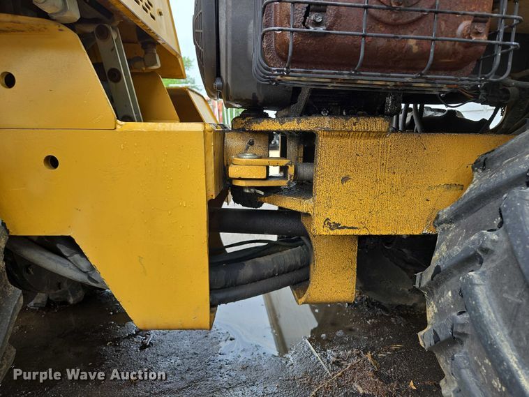 image for item EM7386 1999 Vermeer LM25 vibratory cable plow