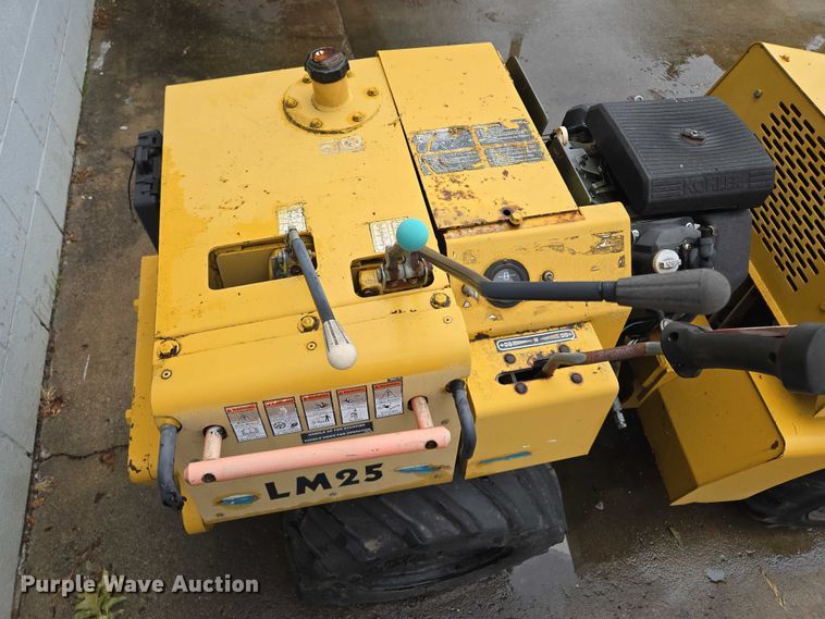 image for item EM7386 1999 Vermeer LM25 vibratory cable plow