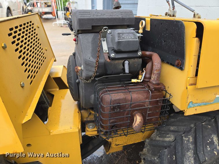 image for item EM7386 1999 Vermeer LM25 vibratory cable plow