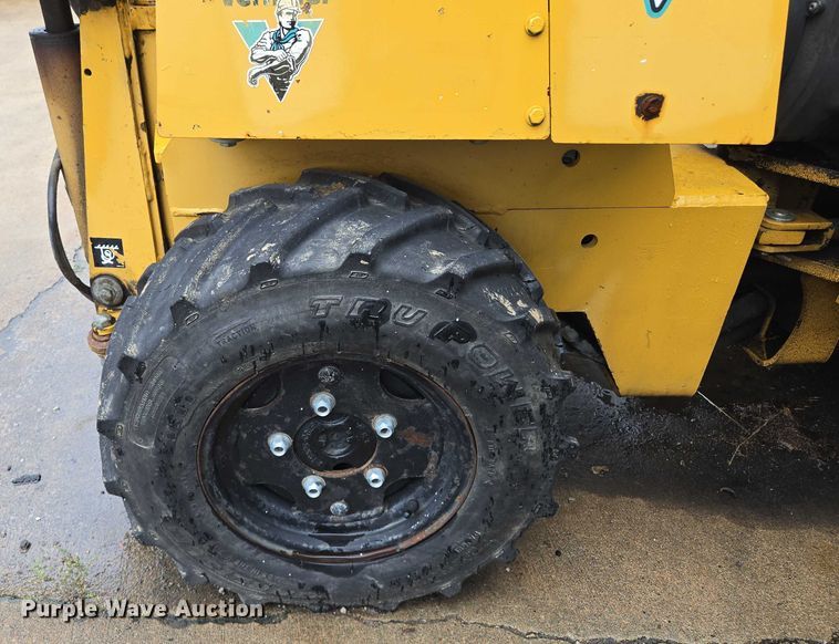 image for item EM7386 1999 Vermeer LM25 vibratory cable plow