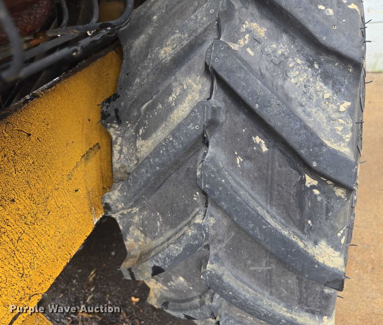 image for item EM7386 1999 Vermeer LM25 vibratory cable plow