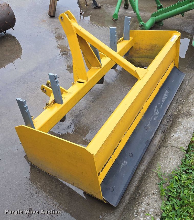 image for item EM7388 Box blade