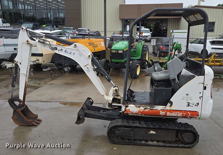 image for item EM7390 2011 Bobcat 324 M mini excavator