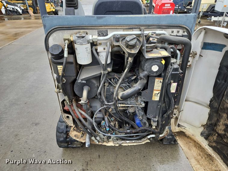 image for item EM7390 2011 Bobcat 324 M mini excavator