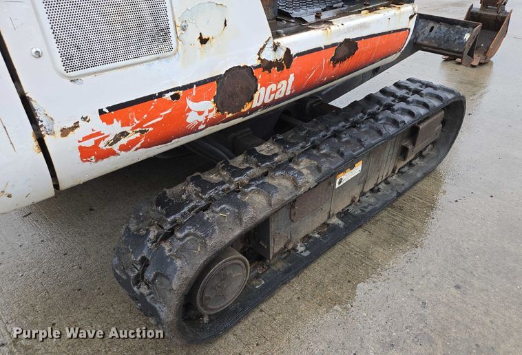 image for item EM7390 2011 Bobcat 324 M mini excavator