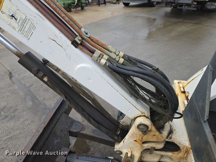 image for item EM7391 2006 Bobcat 331 G mini excavator