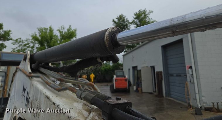 image for item EM7391 2006 Bobcat 331 G mini excavator