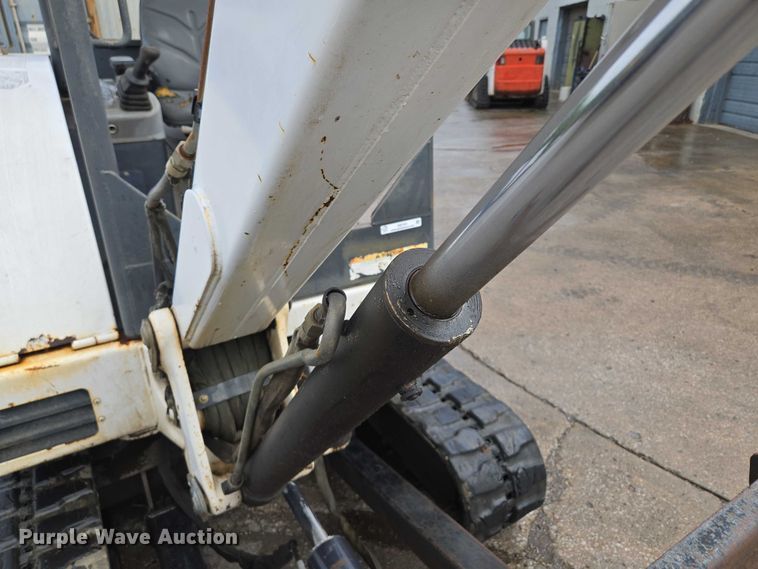 image for item EM7391 2006 Bobcat 331 G mini excavator