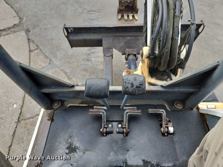 image for item EM7391 2006 Bobcat 331 G mini excavator