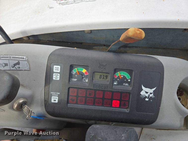 image for item EM7391 2006 Bobcat 331 G mini excavator