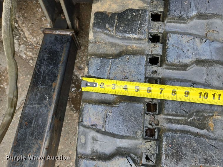 image for item EM7391 2006 Bobcat 331 G mini excavator