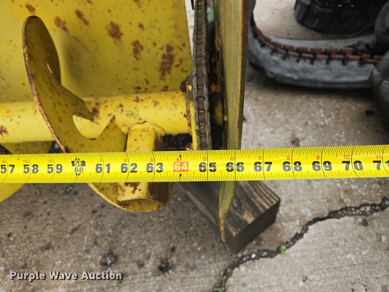 image for item EM7393 John Deere snow blower