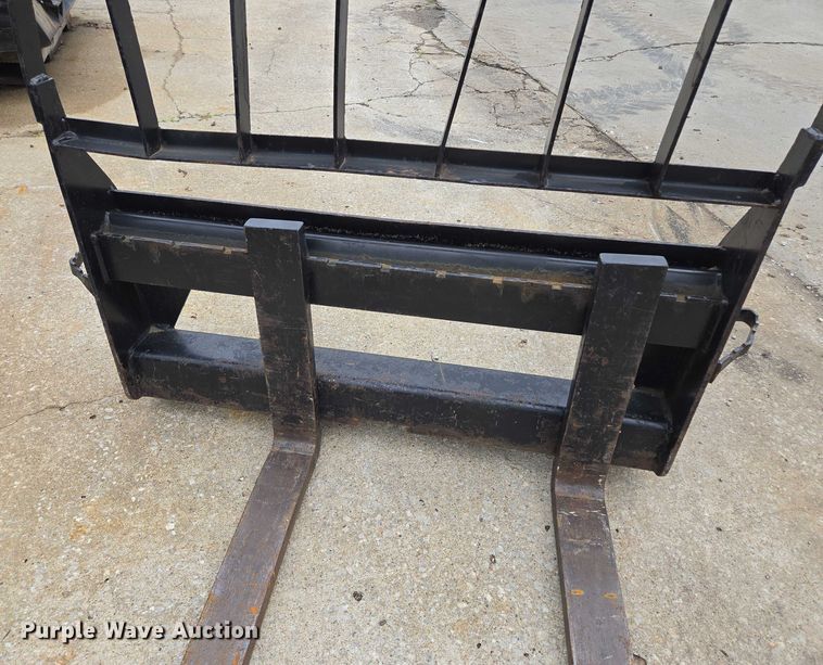 image for item EM7406 47