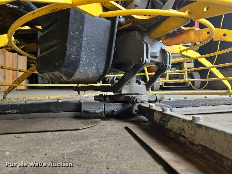 image for item EM7409 2005 Wacker CT 48-8A power trowel