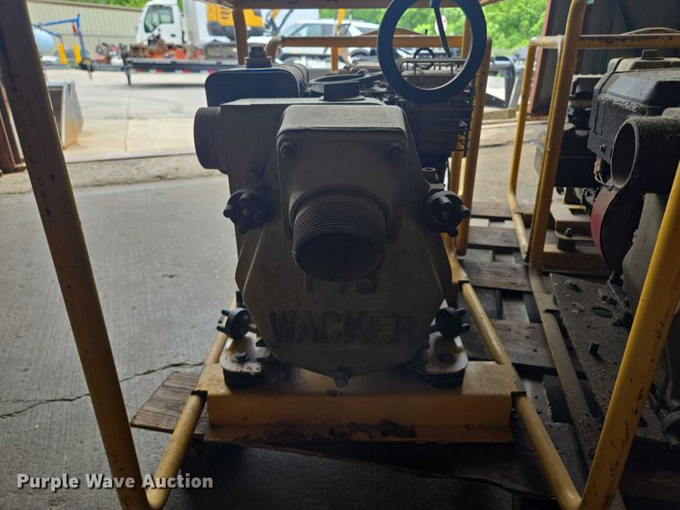 image for item EM7410 (4) Wacker Neuson water pumps