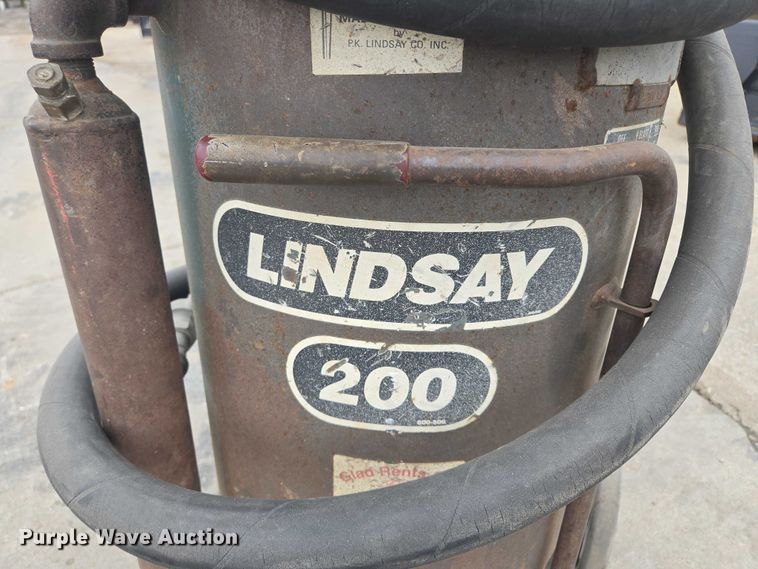 image for item EM7411 Lindsay 200 sand blaster