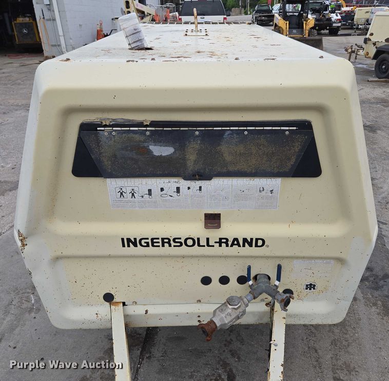 image for item EM7414 1993 Ingersoll-Rand P185CWJD air compressor