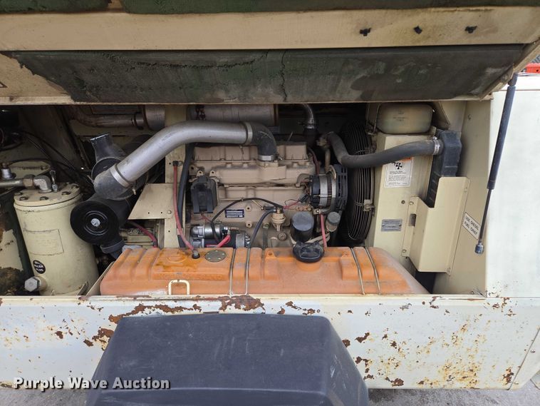 image for item EM7414 1993 Ingersoll-Rand P185CWJD air compressor