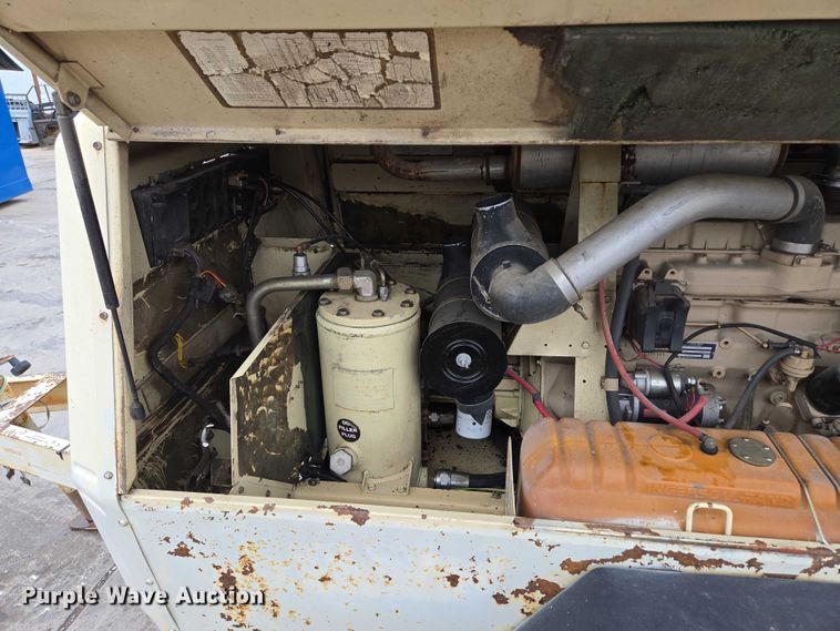 image for item EM7414 1993 Ingersoll-Rand P185CWJD air compressor