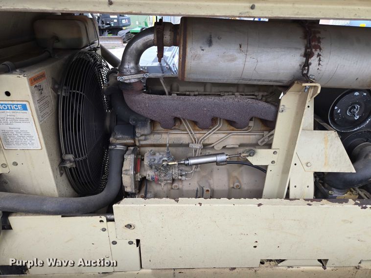 image for item EM7414 1993 Ingersoll-Rand P185CWJD air compressor