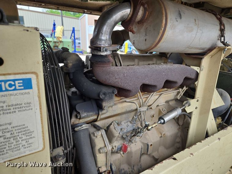 image for item EM7414 1993 Ingersoll-Rand P185CWJD air compressor